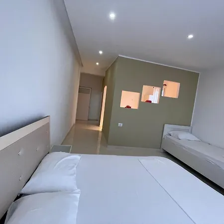 Donald Apartman