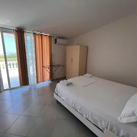 Donald Apartman