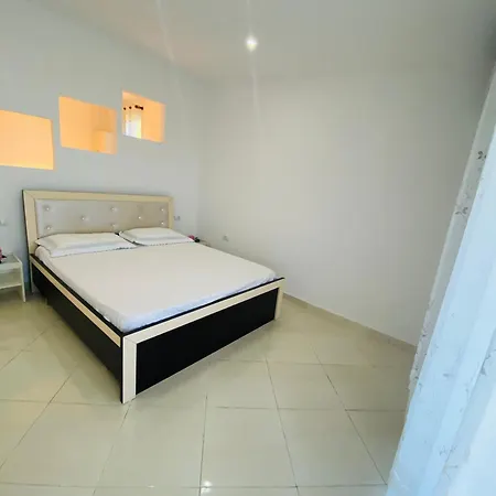 Donald Apartman